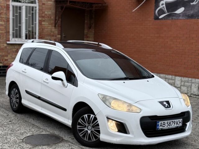 Белый Пежо 308, объемом двигателя 1.6 л и пробегом 234 тыс. км за 5900 $, фото 1 на Automoto.ua