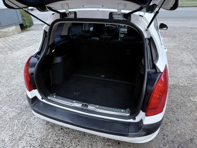 Белый Пежо 308, объемом двигателя 1.6 л и пробегом 234 тыс. км за 5900 $, фото 14 на Automoto.ua