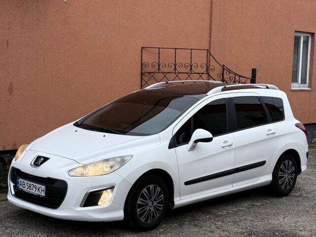 Белый Пежо 308, объемом двигателя 1.6 л и пробегом 234 тыс. км за 5900 $, фото 3 на Automoto.ua