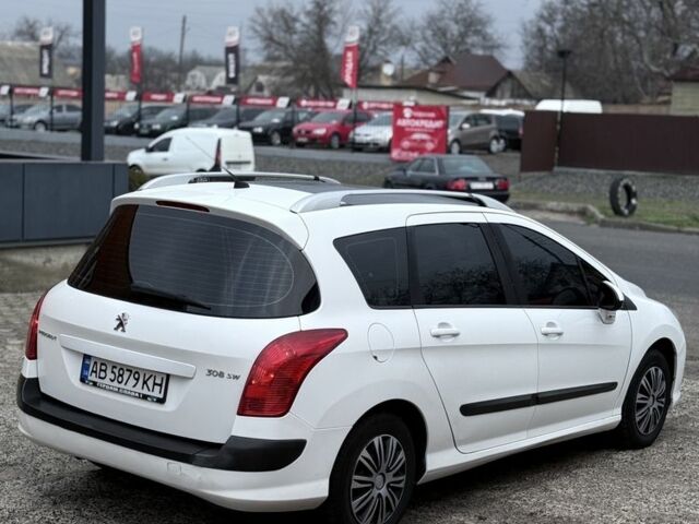 Белый Пежо 308, объемом двигателя 1.6 л и пробегом 234 тыс. км за 5900 $, фото 7 на Automoto.ua