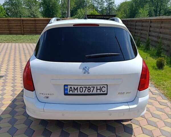Білий Пежо 308, об'ємом двигуна 1.56 л та пробігом 247 тис. км за 6000 $, фото 11 на Automoto.ua