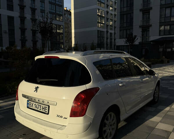 Белый Пежо 308, объемом двигателя 2 л и пробегом 272 тыс. км за 5500 $, фото 6 на Automoto.ua