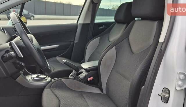 Білий Пежо 308, об'ємом двигуна 1.6 л та пробігом 246 тис. км за 6800 $, фото 12 на Automoto.ua