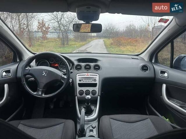 Белый Пежо 308, объемом двигателя 1.56 л и пробегом 226 тыс. км за 5100 $, фото 6 на Automoto.ua