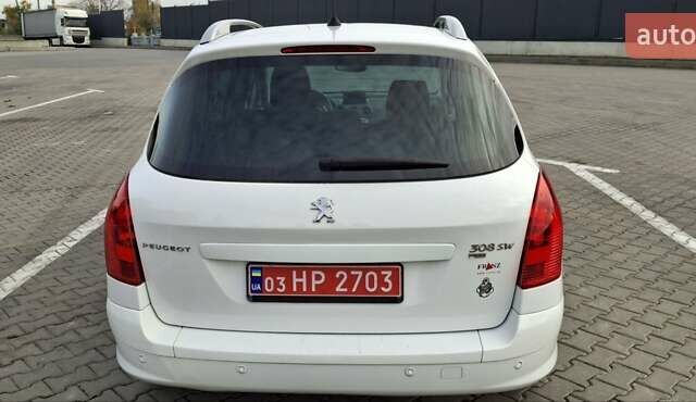 Білий Пежо 308, об'ємом двигуна 1.6 л та пробігом 246 тис. км за 6800 $, фото 1 на Automoto.ua