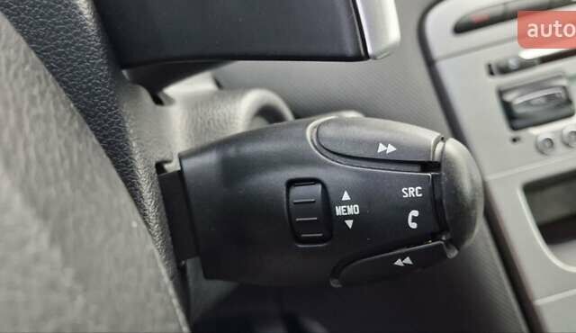 Білий Пежо 308, об'ємом двигуна 1.6 л та пробігом 246 тис. км за 6800 $, фото 16 на Automoto.ua