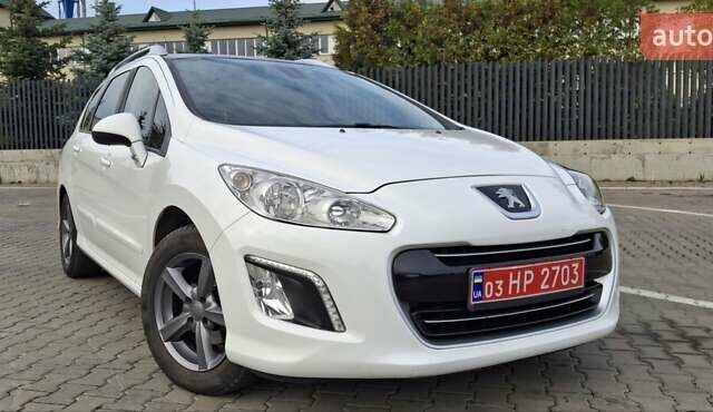 Білий Пежо 308, об'ємом двигуна 1.6 л та пробігом 246 тис. км за 6800 $, фото 5 на Automoto.ua