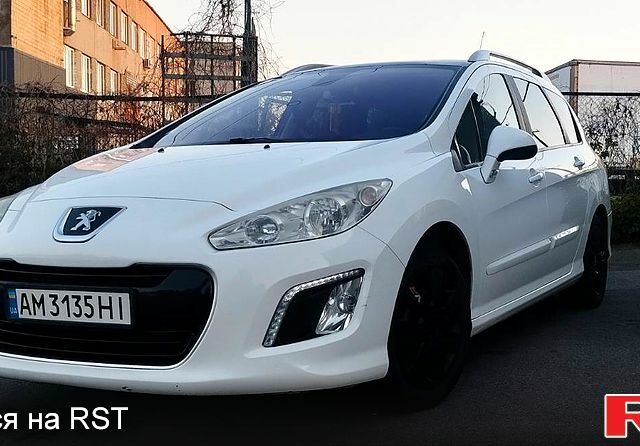 Белый Пежо 308, объемом двигателя 1.6 л и пробегом 292 тыс. км за 6000 $, фото 8 на Automoto.ua