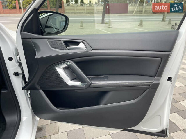 Білий Пежо 308, об'ємом двигуна 2 л та пробігом 234 тис. км за 11750 $, фото 55 на Automoto.ua
