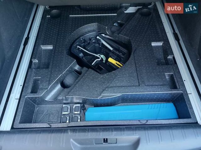 Білий Пежо 308, об'ємом двигуна 1.2 л та пробігом 226 тис. км за 9000 $, фото 30 на Automoto.ua