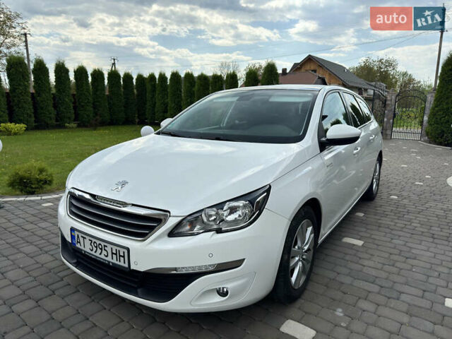 Белый Пежо 308, объемом двигателя 2 л и пробегом 241 тыс. км за 10500 $, фото 2 на Automoto.ua