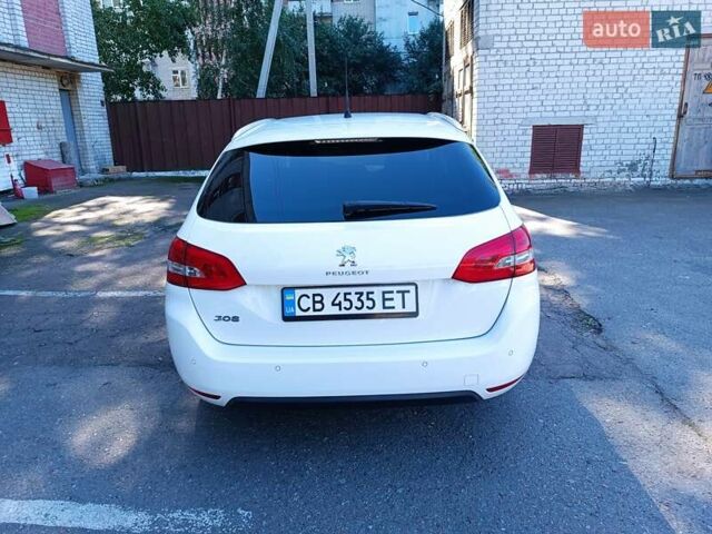 Білий Пежо 308, об'ємом двигуна 1.2 л та пробігом 226 тис. км за 9000 $, фото 7 на Automoto.ua