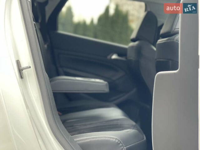 Белый Пежо 308, объемом двигателя 2 л и пробегом 234 тыс. км за 11750 $, фото 67 на Automoto.ua