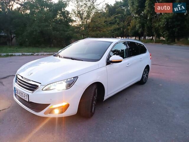 Білий Пежо 308, об'ємом двигуна 1.2 л та пробігом 226 тис. км за 9000 $, фото 15 на Automoto.ua