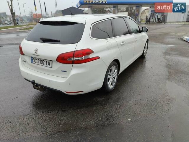 Белый Пежо 308, объемом двигателя 1.56 л и пробегом 289 тыс. км за 6800 $, фото 2 на Automoto.ua