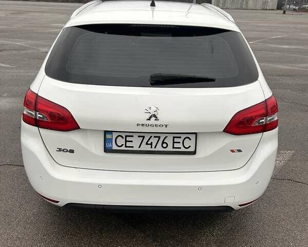 Белый Пежо 308, объемом двигателя 1.56 л и пробегом 268 тыс. км за 8500 $, фото 5 на Automoto.ua