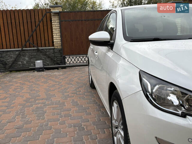 Белый Пежо 308, объемом двигателя 1.56 л и пробегом 195 тыс. км за 9200 $, фото 11 на Automoto.ua