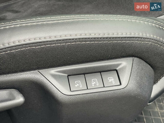 Белый Пежо 308, объемом двигателя 2 л и пробегом 234 тыс. км за 11750 $, фото 68 на Automoto.ua