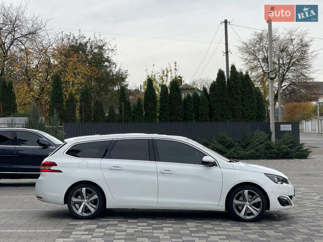 Белый Пежо 308, объемом двигателя 2 л и пробегом 234 тыс. км за 11750 $, фото 22 на Automoto.ua