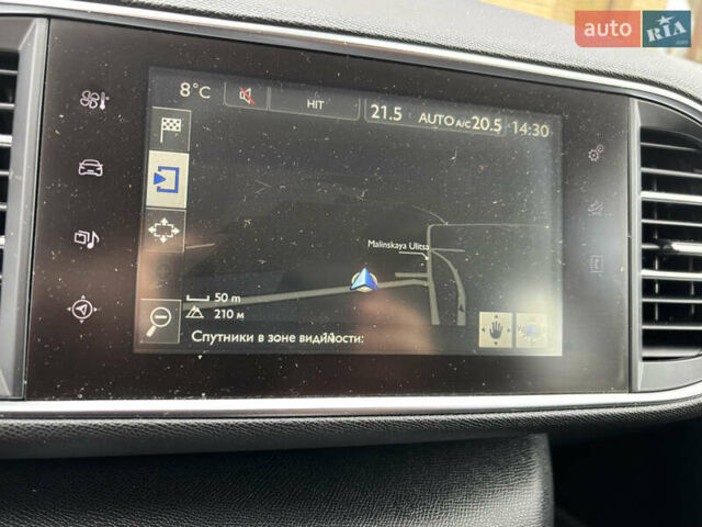 Пежо 308 2014 в Житомире на Automoto.ua Белый Пежо 308, объемом двигателя 1.56 л и пробегом 195 тыс. км за 9200 $, фото 29 на Automoto.ua