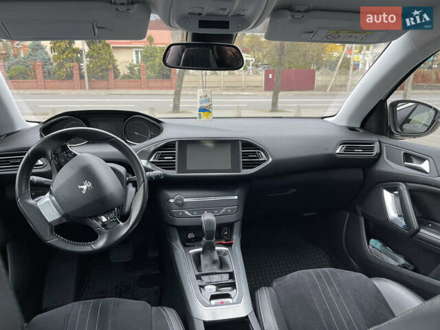Білий Пежо 308, об'ємом двигуна 2 л та пробігом 234 тис. км за 11750 $, фото 71 на Automoto.ua