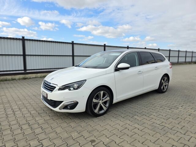 Пежо 308 2014 в Луцке на Automoto.ua Белый Пежо 308, объемом двигателя 2 л и пробегом 234 тыс. км за 10800 $, фото 2 на Automoto.ua