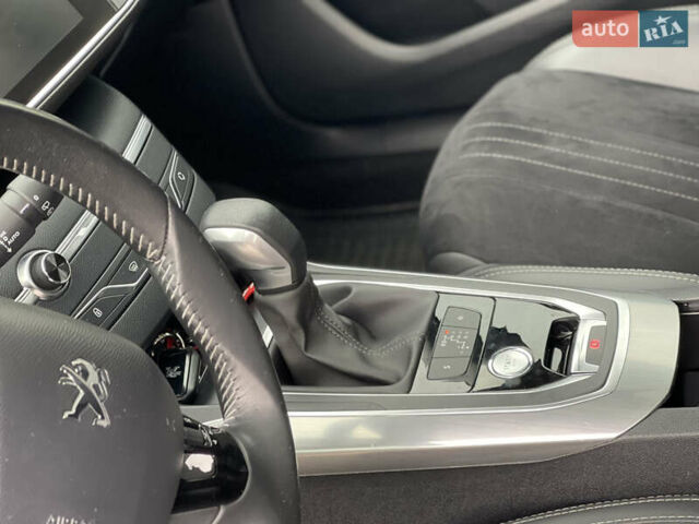 Белый Пежо 308, объемом двигателя 2 л и пробегом 234 тыс. км за 11750 $, фото 51 на Automoto.ua