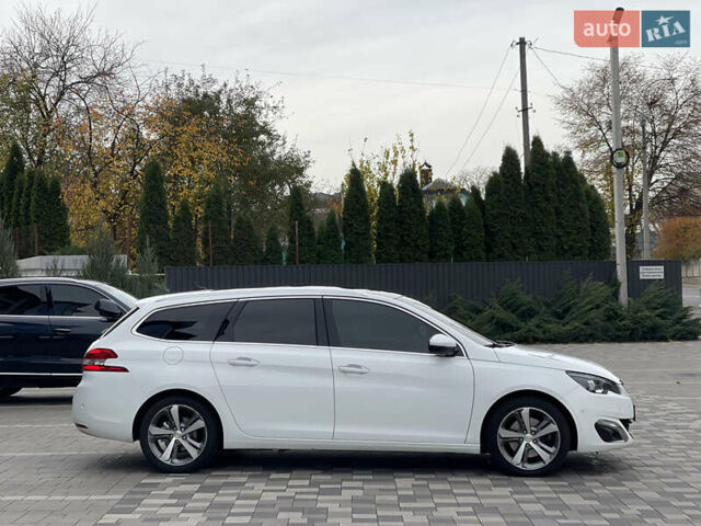 Белый Пежо 308, объемом двигателя 2 л и пробегом 234 тыс. км за 11750 $, фото 24 на Automoto.ua