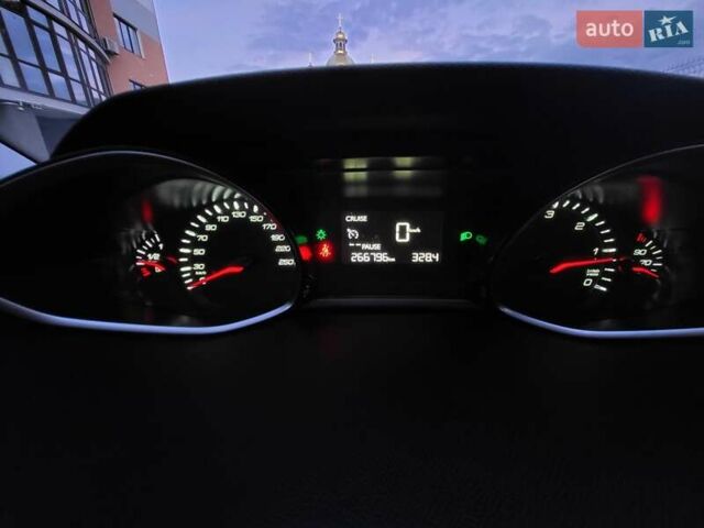 Белый Пежо 308, объемом двигателя 1.56 л и пробегом 266 тыс. км за 9100 $, фото 29 на Automoto.ua