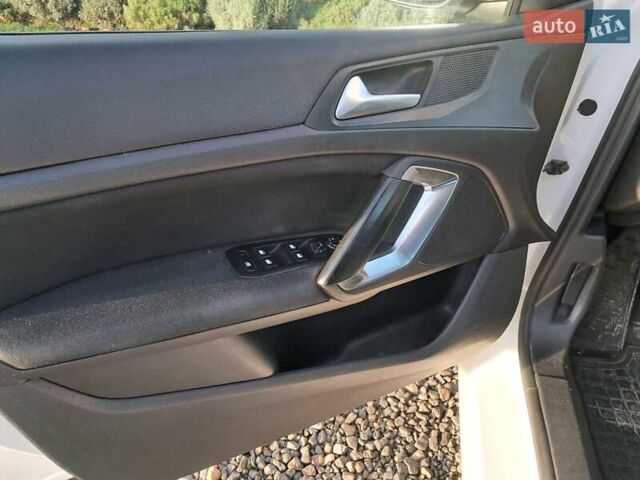 Білий Пежо 308, об'ємом двигуна 1.56 л та пробігом 280 тис. км за 6600 $, фото 13 на Automoto.ua