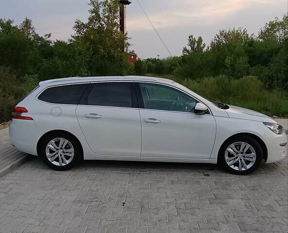 Білий Пежо 308, об'ємом двигуна 1.56 л та пробігом 262 тис. км за 9100 $, фото 10 на Automoto.ua