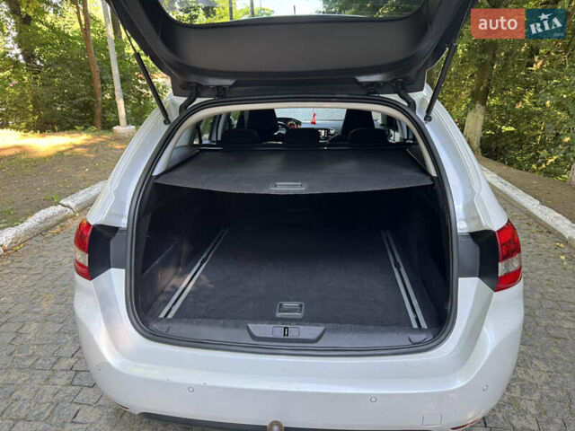 Белый Пежо 308, объемом двигателя 1.56 л и пробегом 172 тыс. км за 10550 $, фото 16 на Automoto.ua