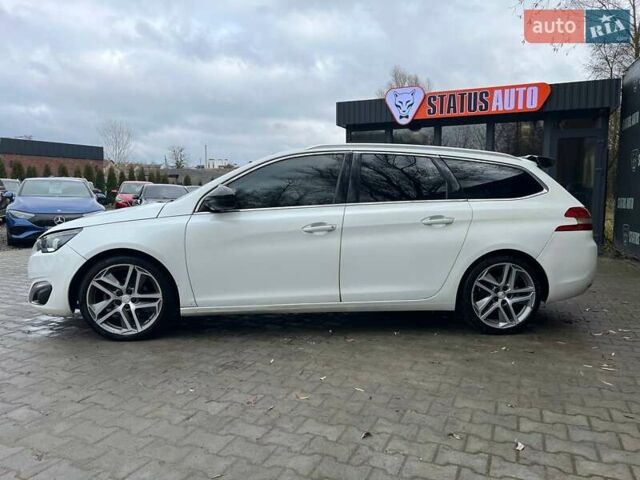 Белый Пежо 308, объемом двигателя 1.56 л и пробегом 265 тыс. км за 11000 $, фото 4 на Automoto.ua