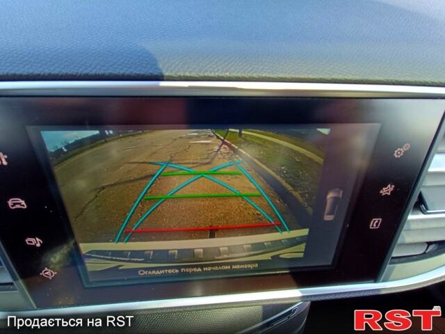 Белый Пежо 308, объемом двигателя 1.6 л и пробегом 218 тыс. км за 10000 $, фото 12 на Automoto.ua