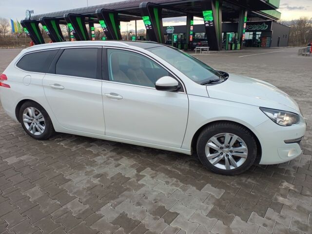 Белый Пежо 308, объемом двигателя 1.6 л и пробегом 250 тыс. км за 8600 $, фото 3 на Automoto.ua