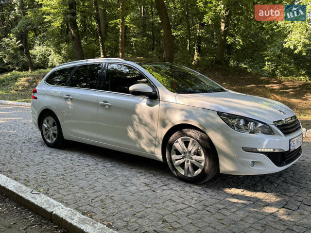 Белый Пежо 308, объемом двигателя 1.56 л и пробегом 172 тыс. км за 10550 $, фото 11 на Automoto.ua