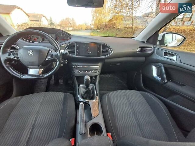 Білий Пежо 308, об'ємом двигуна 1.56 л та пробігом 280 тис. км за 6600 $, фото 22 на Automoto.ua