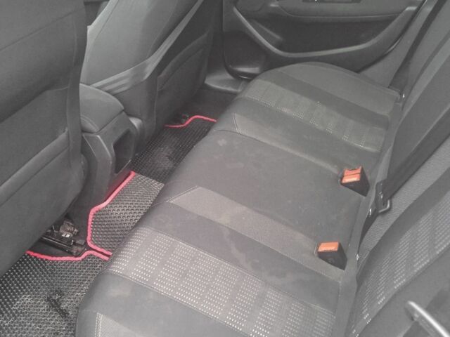 Белый Пежо 308, объемом двигателя 1.6 л и пробегом 245 тыс. км за 9000 $, фото 3 на Automoto.ua