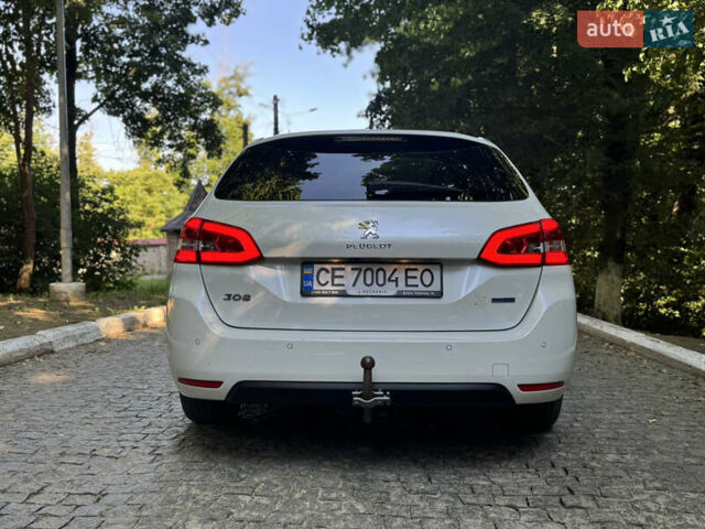 Белый Пежо 308, объемом двигателя 1.56 л и пробегом 172 тыс. км за 10550 $, фото 12 на Automoto.ua