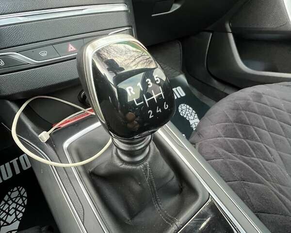 Белый Пежо 308, объемом двигателя 1.56 л и пробегом 265 тыс. км за 11000 $, фото 20 на Automoto.ua