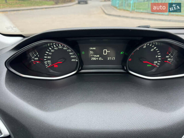 Белый Пежо 308, объемом двигателя 1.56 л и пробегом 280 тыс. км за 11834 $, фото 6 на Automoto.ua