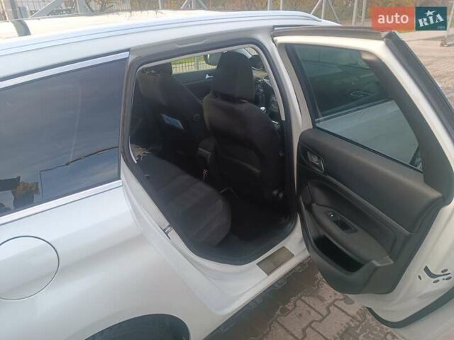 Белый Пежо 308, объемом двигателя 1.56 л и пробегом 196 тыс. км за 9500 $, фото 5 на Automoto.ua