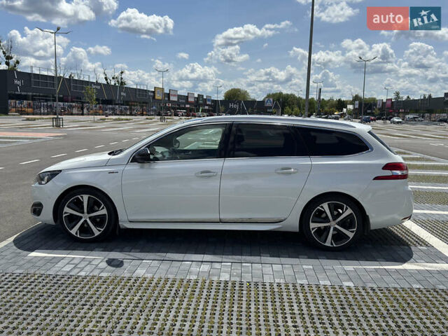 Белый Пежо 308, объемом двигателя 1.2 л и пробегом 147 тыс. км за 9999 $, фото 1 на Automoto.ua