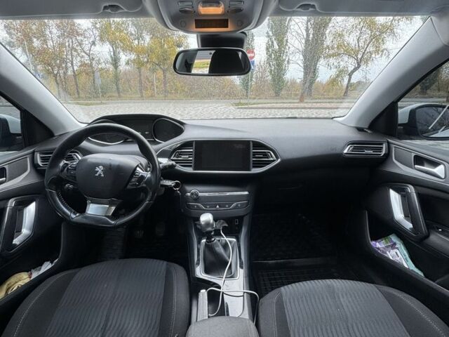 Белый Пежо 308, объемом двигателя 1.6 л и пробегом 286 тыс. км за 7499 $, фото 7 на Automoto.ua