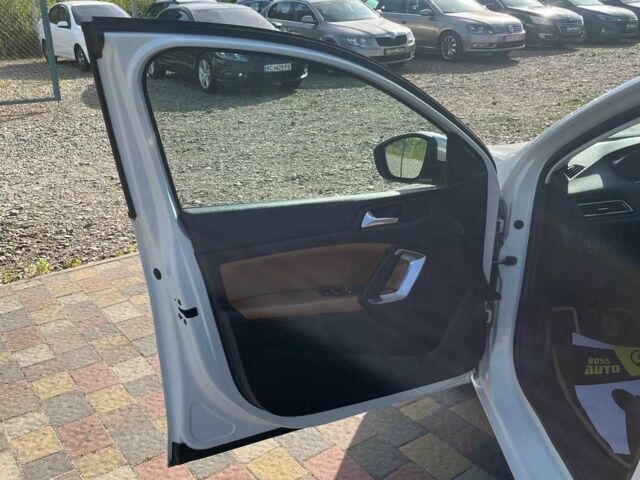 Білий Пежо 308, об'ємом двигуна 1.6 л та пробігом 257 тис. км за 9500 $, фото 14 на Automoto.ua
