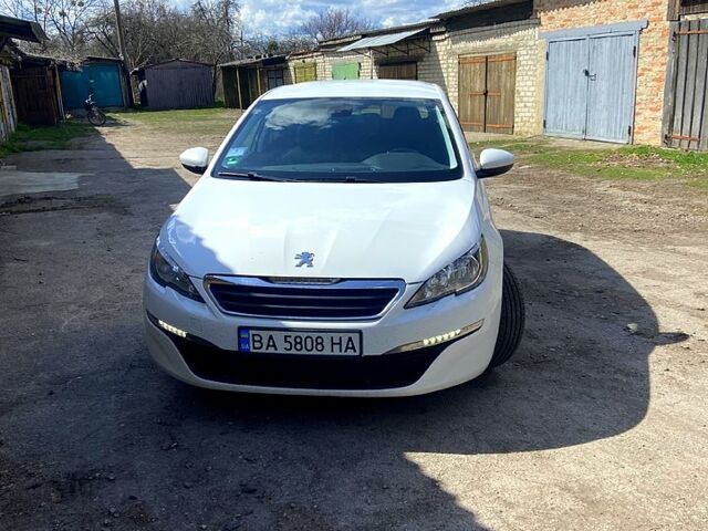 Білий Пежо 308, об'ємом двигуна 1.6 л та пробігом 290 тис. км за 8500 $, фото 1 на Automoto.ua
