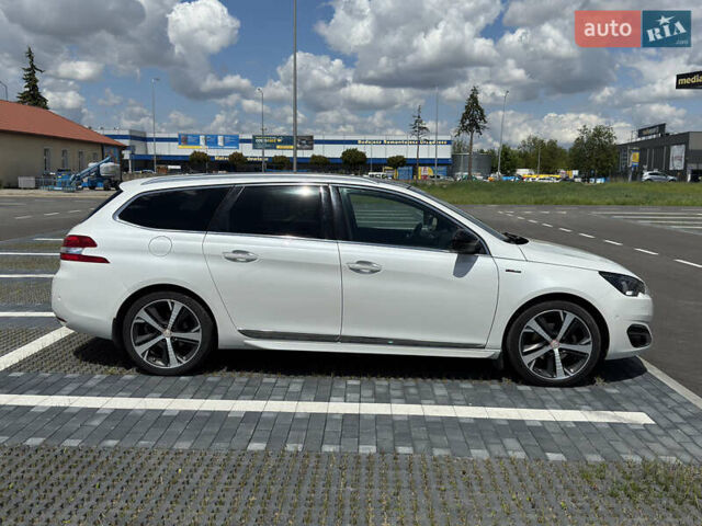 Белый Пежо 308, объемом двигателя 1.2 л и пробегом 147 тыс. км за 9999 $, фото 5 на Automoto.ua