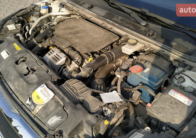 Белый Пежо 308, объемом двигателя 1.2 л и пробегом 141 тыс. км за 9600 $, фото 23 на Automoto.ua