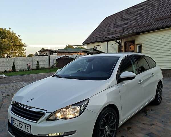 Білий Пежо 308, об'ємом двигуна 1.56 л та пробігом 216 тис. км за 9500 $, фото 2 на Automoto.ua