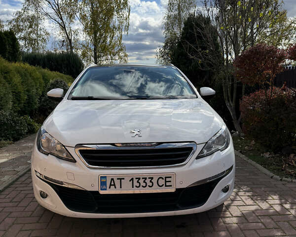 Белый Пежо 308, объемом двигателя 1.56 л и пробегом 274 тыс. км за 9400 $, фото 46 на Automoto.ua